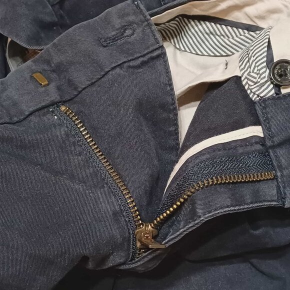 Banana Republic Men's 33X32 Chino Pants - Picture 5 of 7